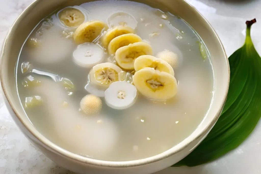 Delicious Vietnamese Desserts: 7 Easy Recipes to Try 6 Vietnamese dessert: Chè Chuối, a sweet banana soup with tapioca.